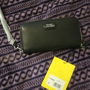 Marc Jacobs Black Zip-Around Leather Wallet